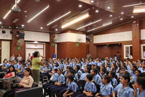 Workshop-on-Menstrual-Hygiene-by-Go-Sharpener 2025 6